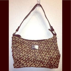 Tommy Hilfiger’s Signature Monogram Shoulder Bag